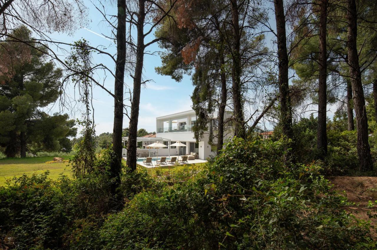 Nikiti Botanic Pool Suites Экстерьер фото